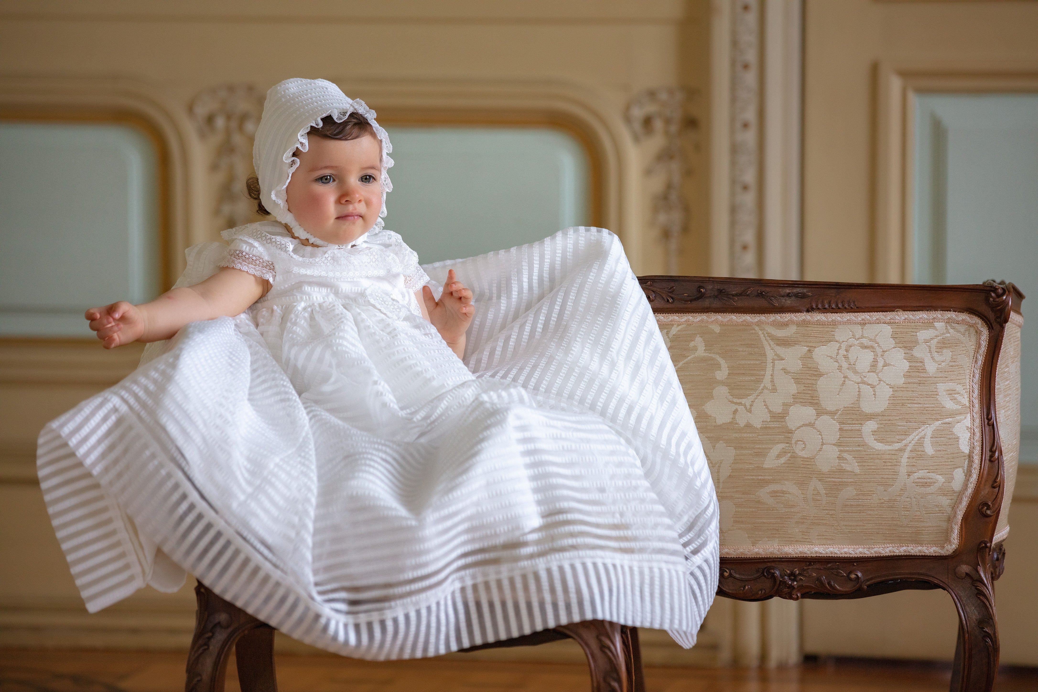 Girls Christening Gown With Slip And Bonnet – Belles & Beaux®